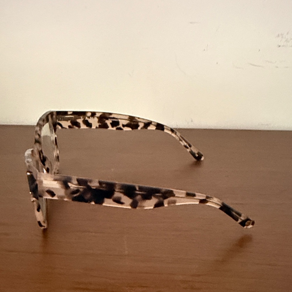 Tortoiseshell Square Frame Glasses - Neutral Tones - image 2